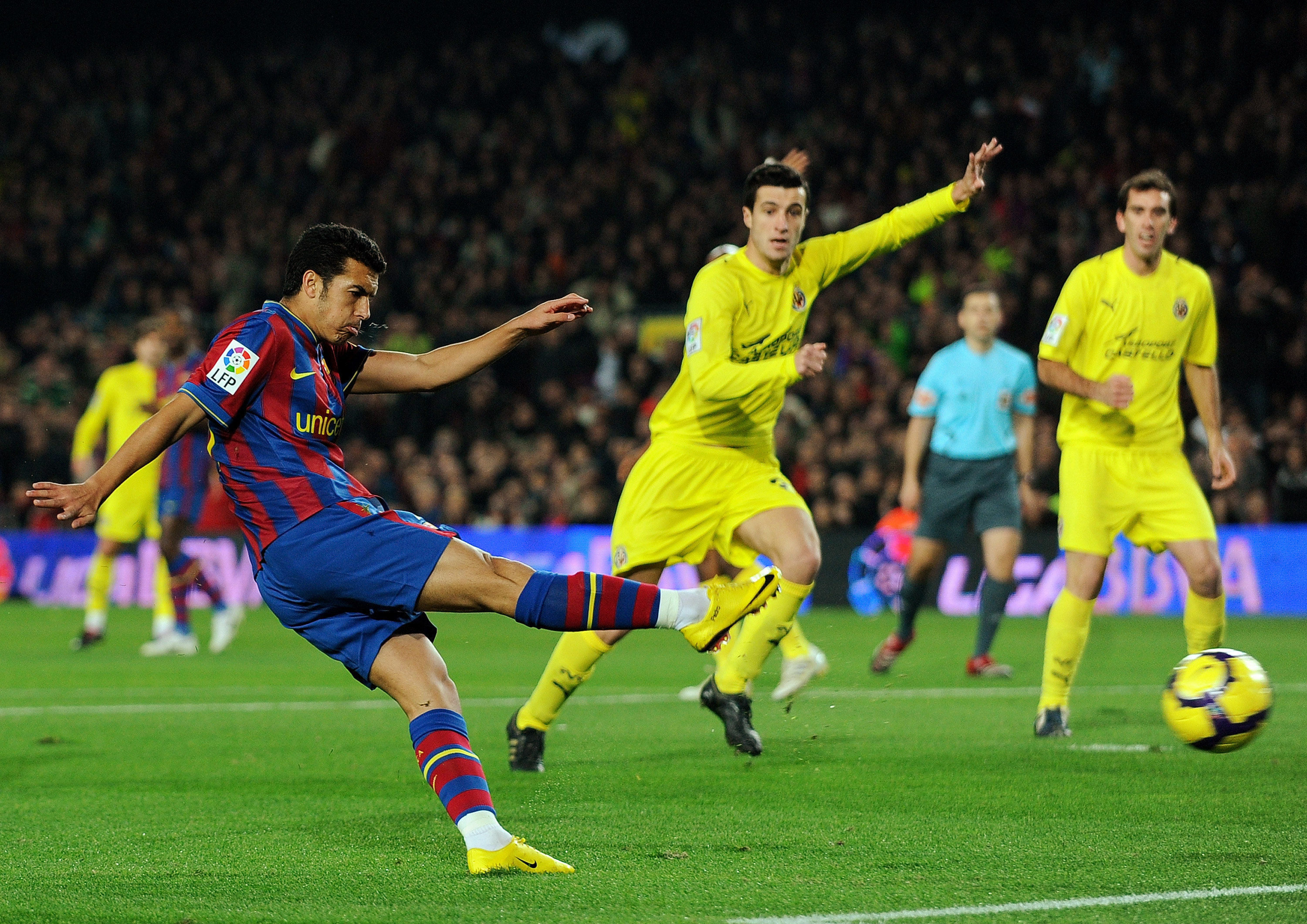 足球——中超：深圳新鹏城胜青岛海牛.