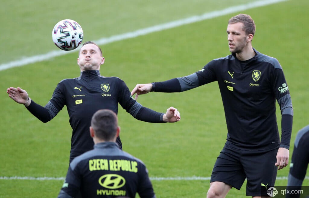 但因缺乏持 但因缺乏持